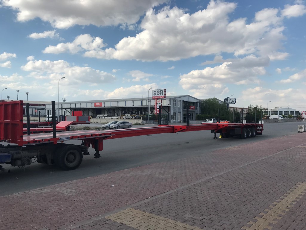 extendable_flatbed_trailers