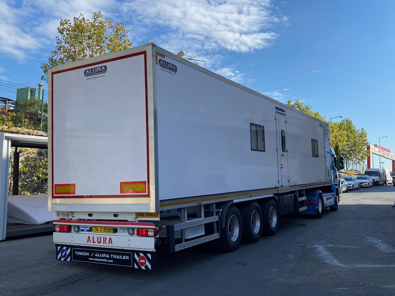 alura mobile hospital trailer